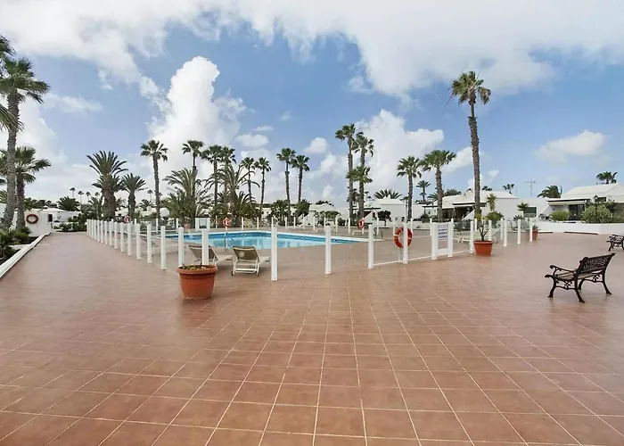 Apartament Jardin Del Sol 22 *
